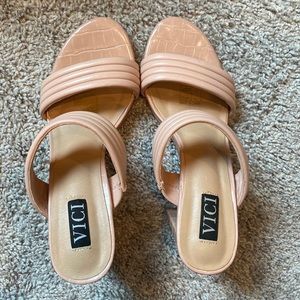 Vici Heels